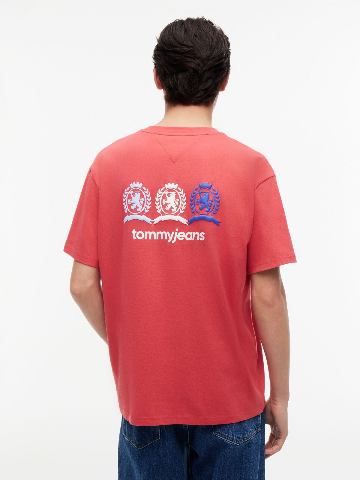 Back Repeat Crest Logo Relaxed T-Shirt — Red