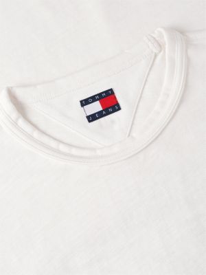 white back graphic textured relaxed t-shirt for men tommy jeans