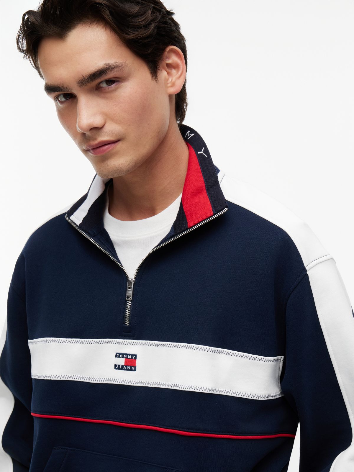 Colour-Blocked Quarter-Zip Relaxed Sweatshirt — Blue