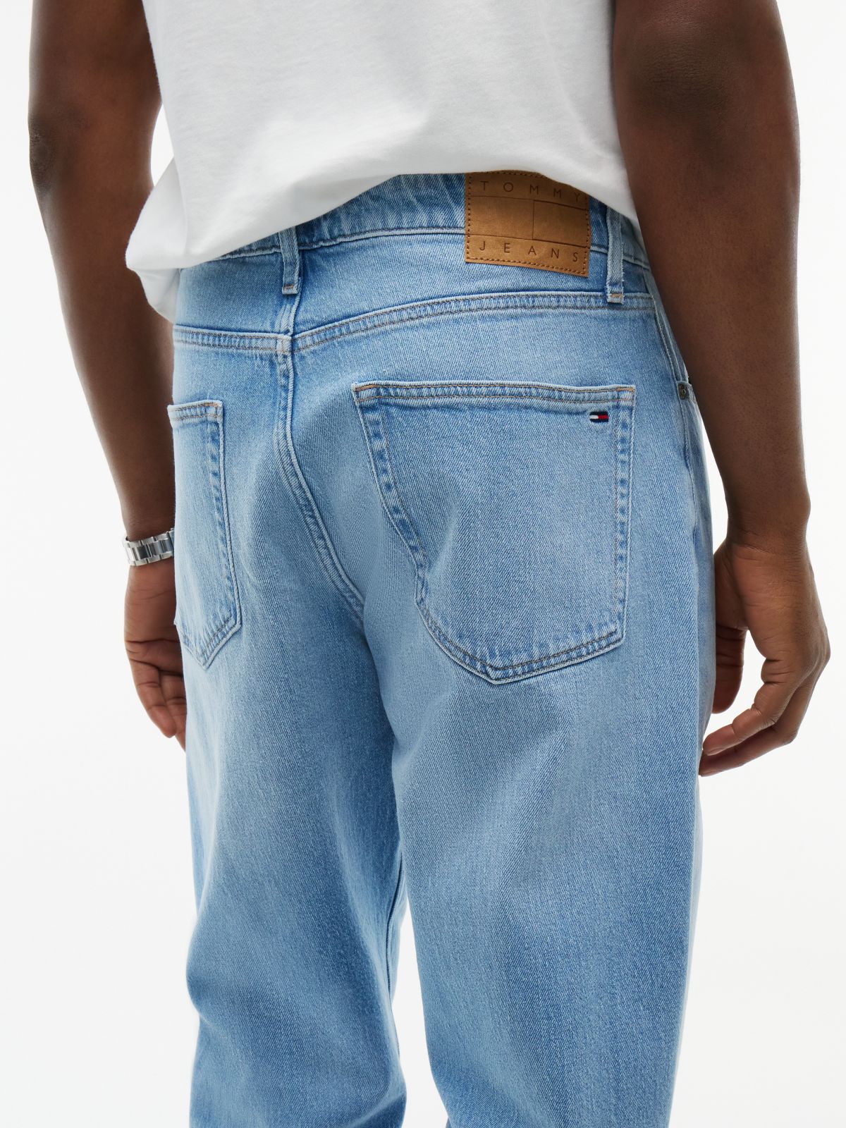 Sonny Tapered Leg Jeans — Blue
