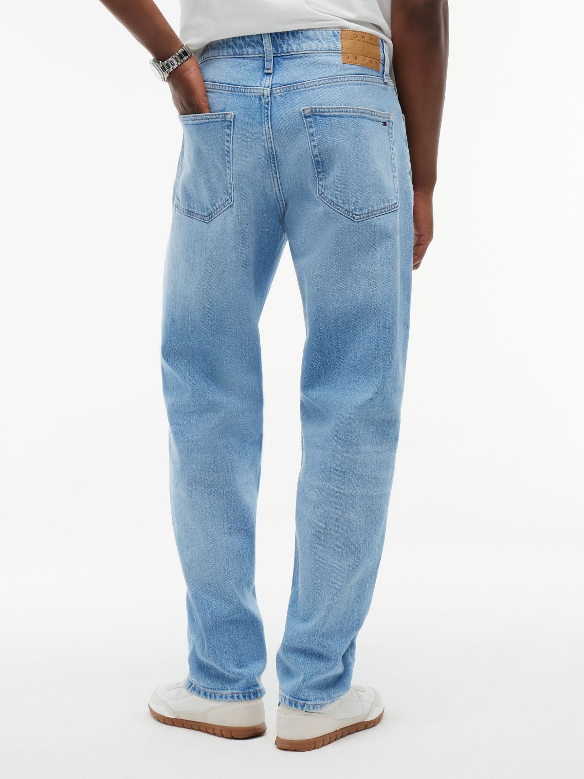 Sonny Tapered Leg Jeans — Blue