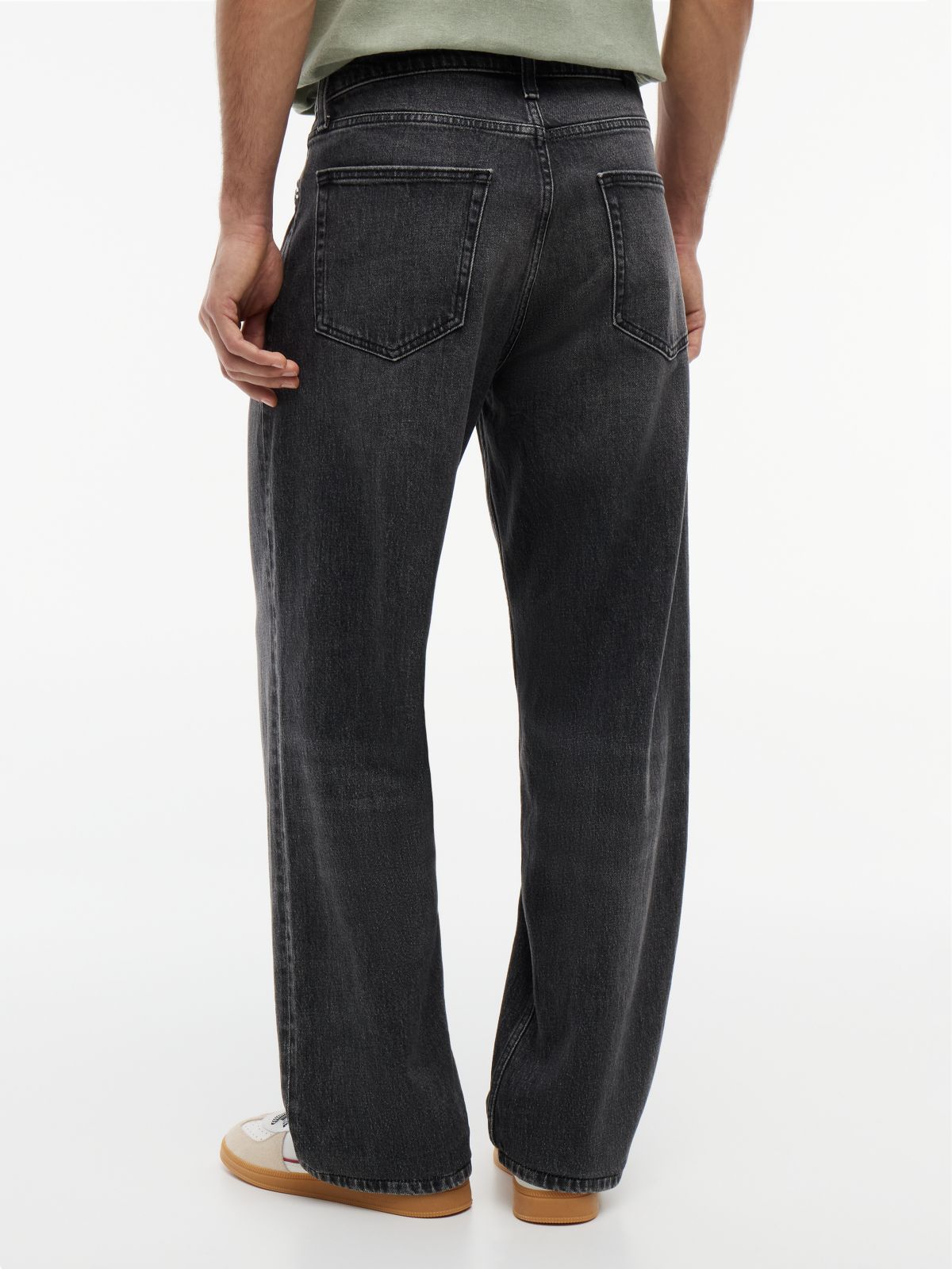 Jaimie Loose Straight Faded Jeans — Black