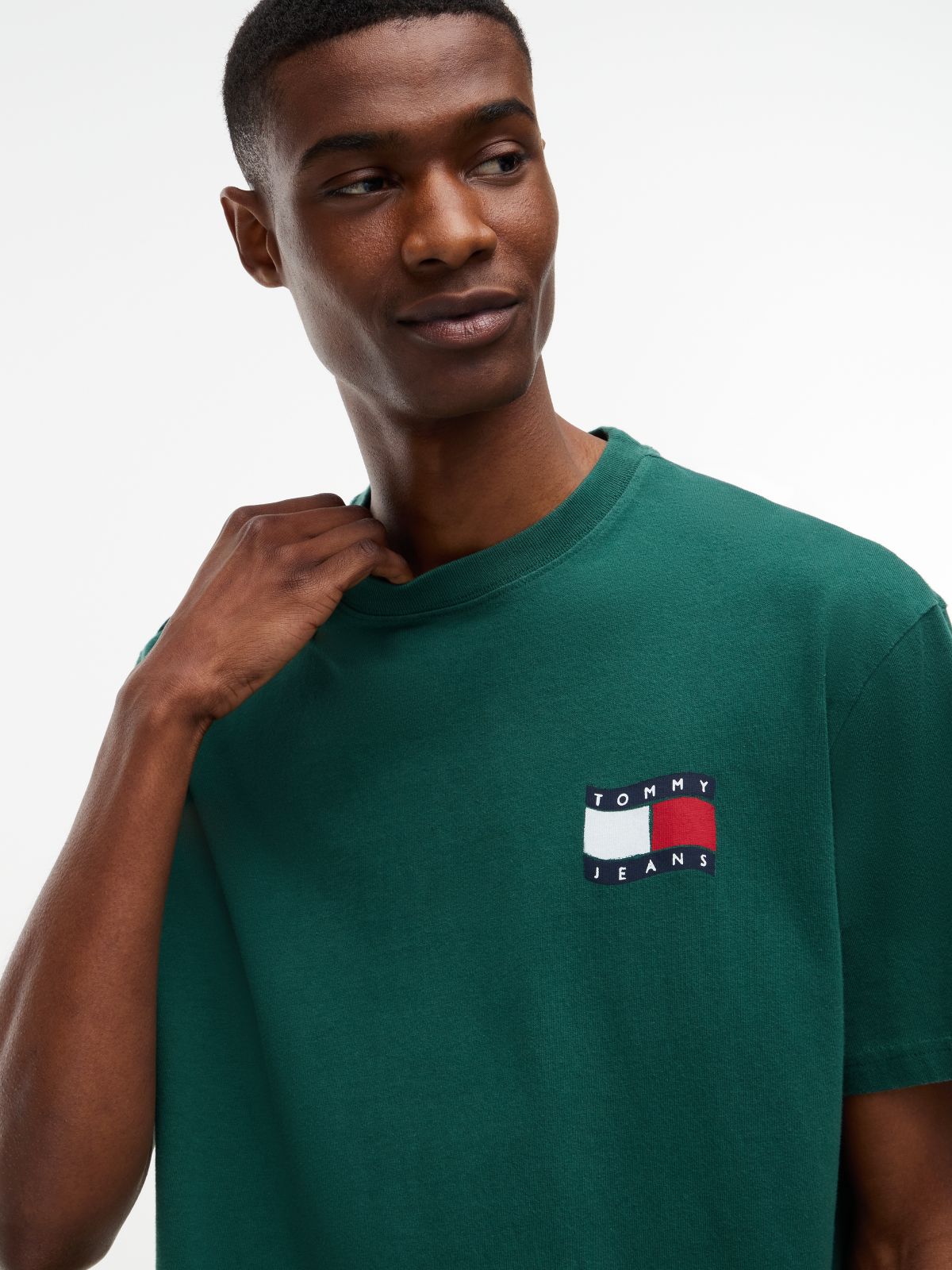 Wavy Flag Back Logo Relaxed T-Shirt — Green
