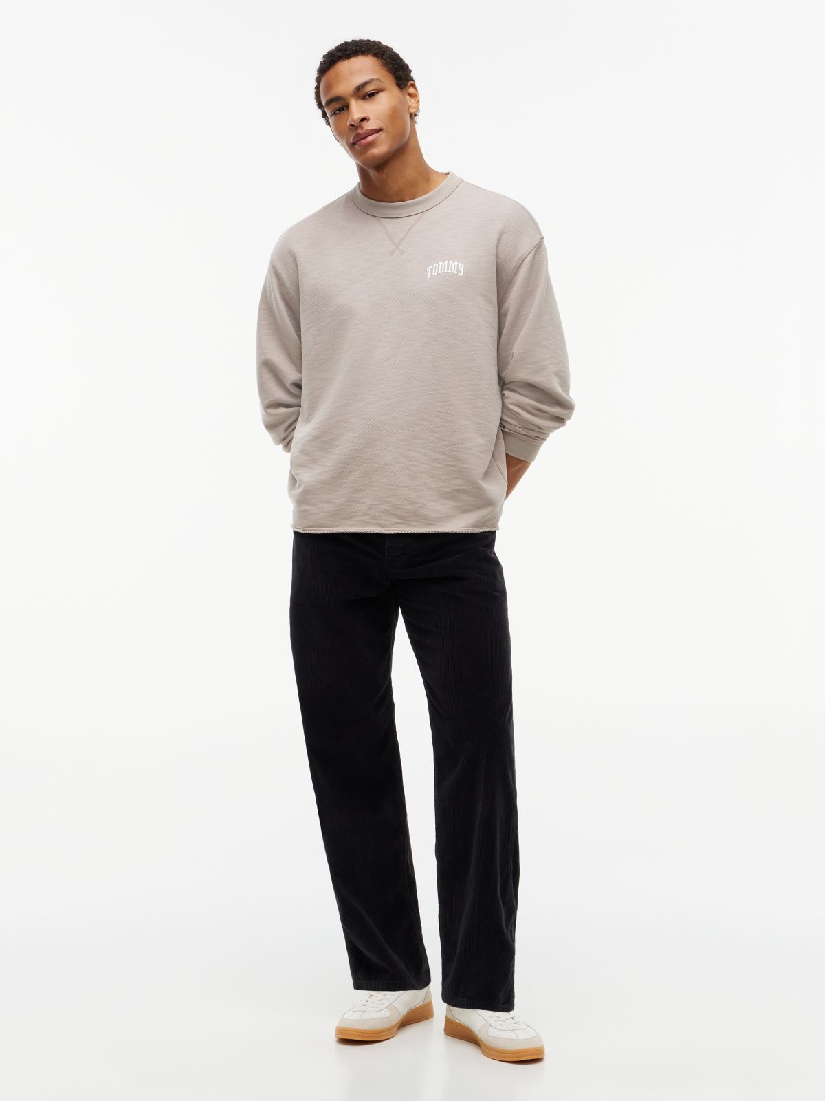 Logo Relaxed Crew Neck Sweatshirt — Grey