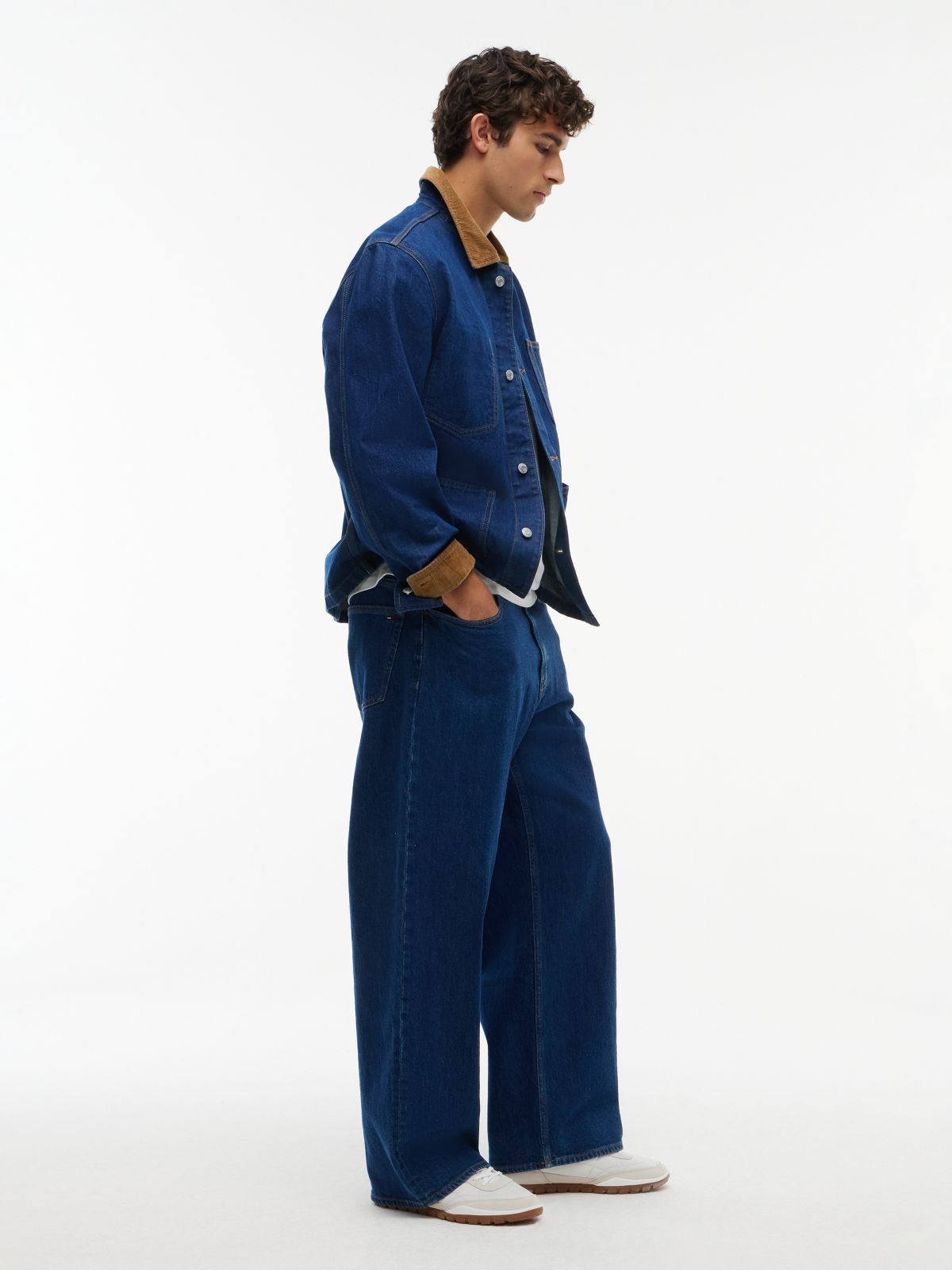 Theo Loose Jeans — Denim