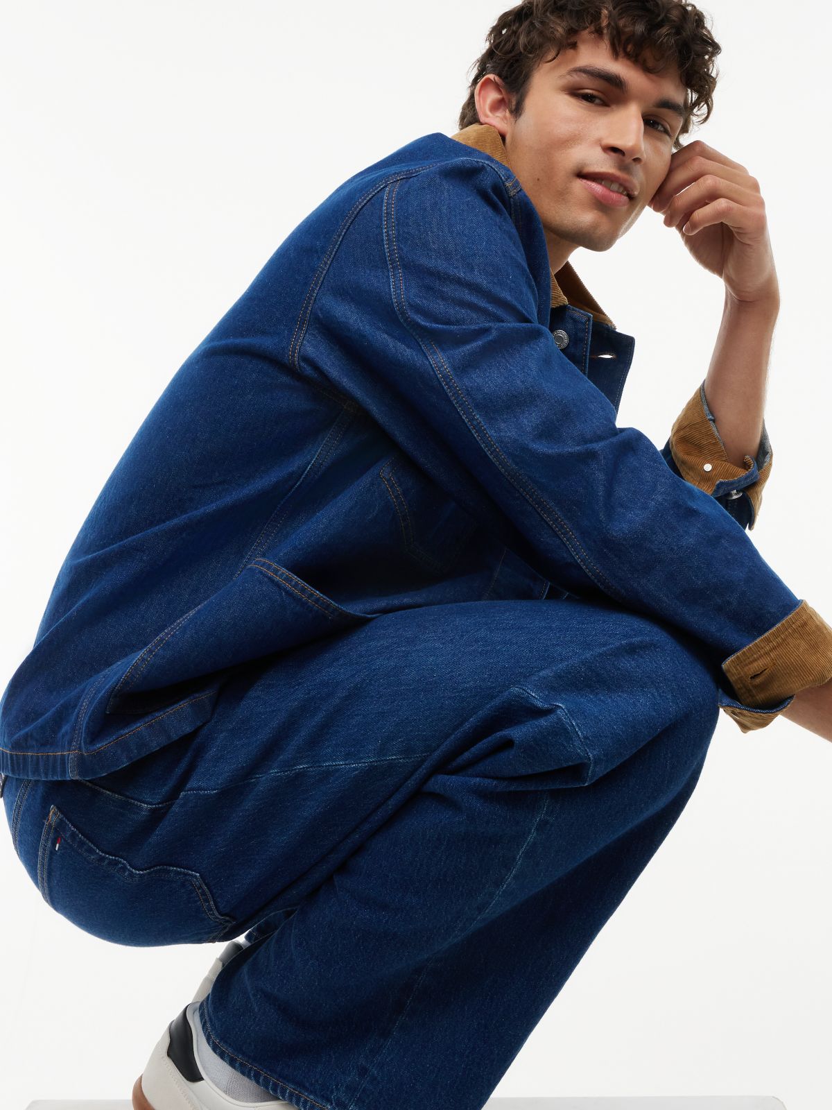 Theo Loose Jeans — Denim