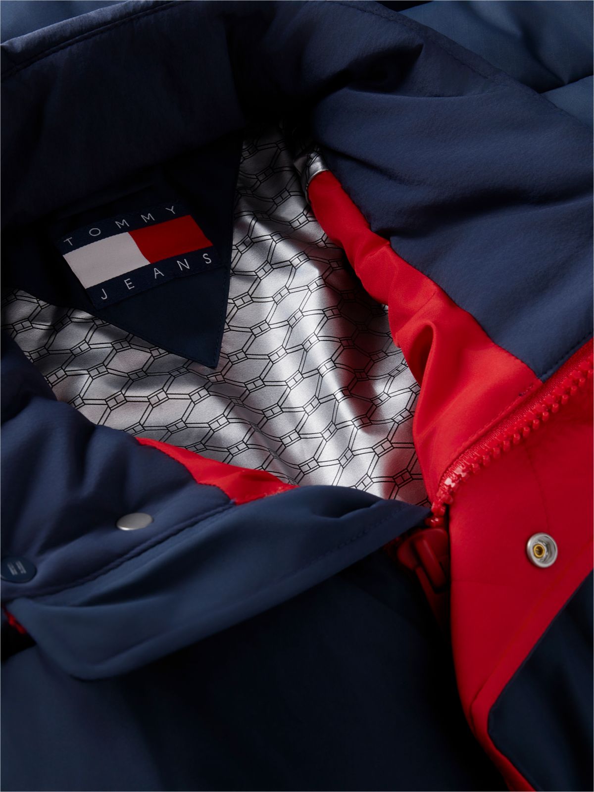 Colour-Blocked Relaxed Ripstop Puffer Jacket — Blue