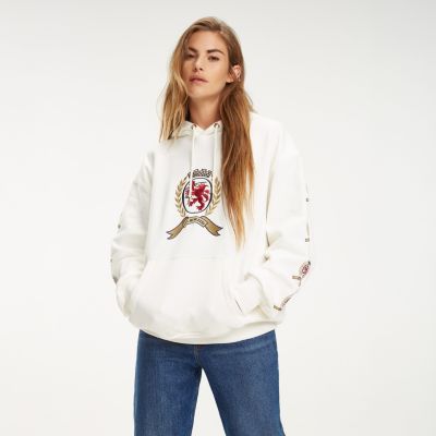 tommy jeans crest hoodie