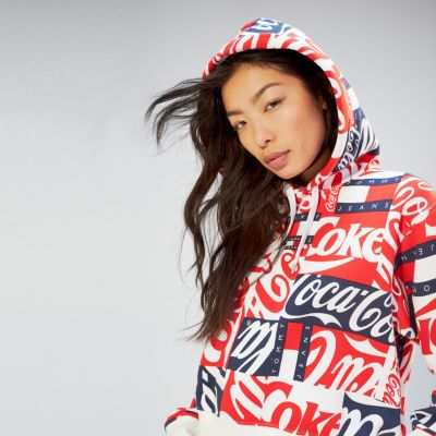 tommy jeans cropped logo hoodie