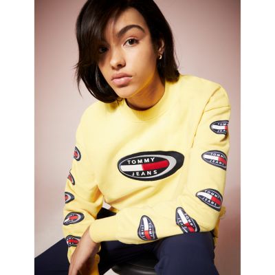 yellow tommy jeans t shirt