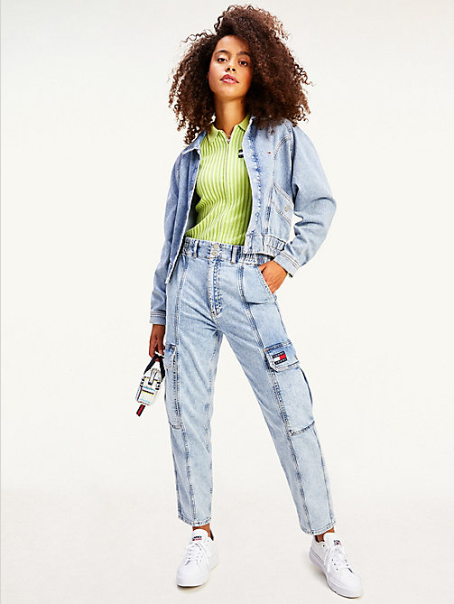 denim cropped denim cargojack met ruglogo voor women - tommy jeans