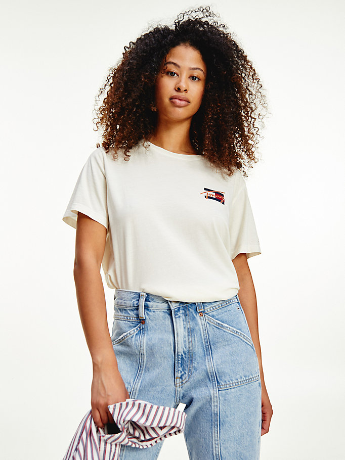 white bronze logo relaxed fit t-shirt for women tommy jeans
