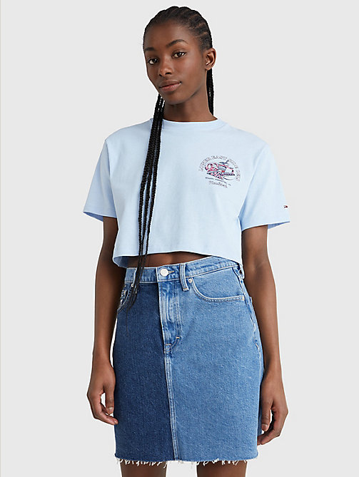 camiseta cropped con estampado de comida azul de mujer tommy jeans