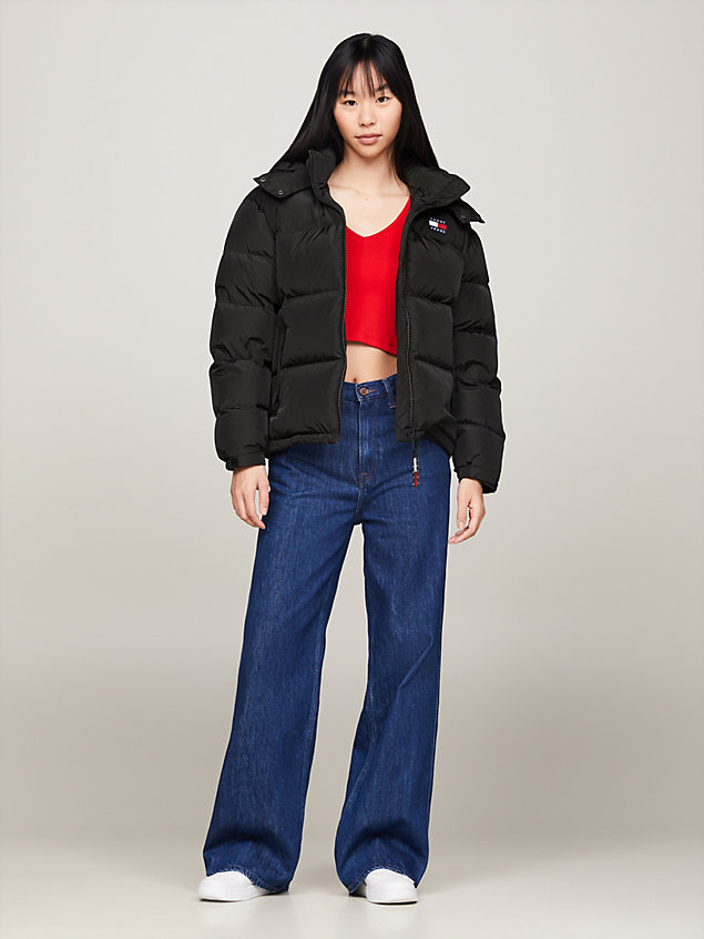 black alaska-puffer-jacke mit kapuze für damen - tommy jeans
