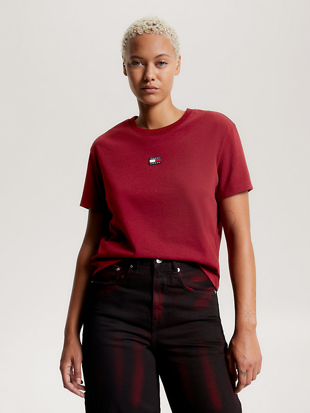 red recycled classic fit badge t-shirt for women tommy jeans