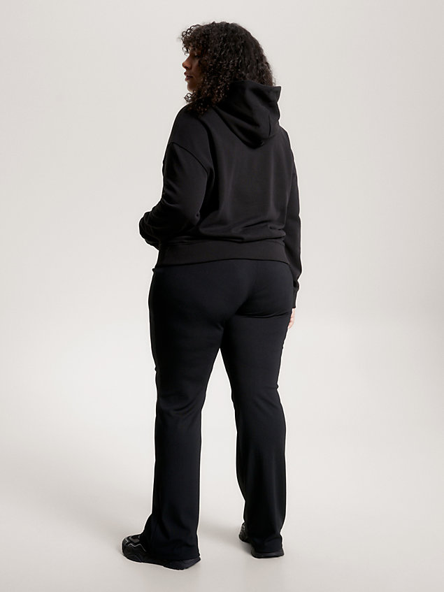 black curve boxy hoodie met badge voor dames - tommy jeans