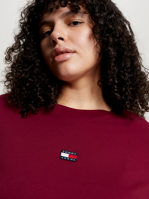 red curve badge recycled classic fit t-shirt for women tommy jeans