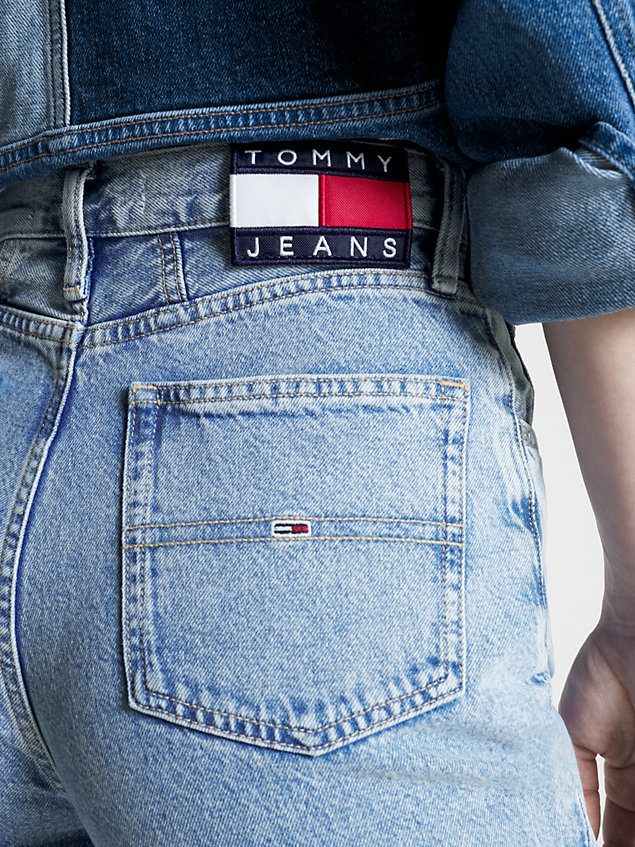 vaqueros mom cónicos de talle superalto denim de mujer tommy jeans