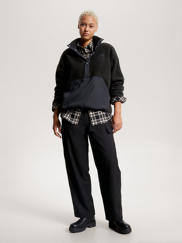 black varsity oversized sweatshirt van polar fleece voor dames - tommy jeans