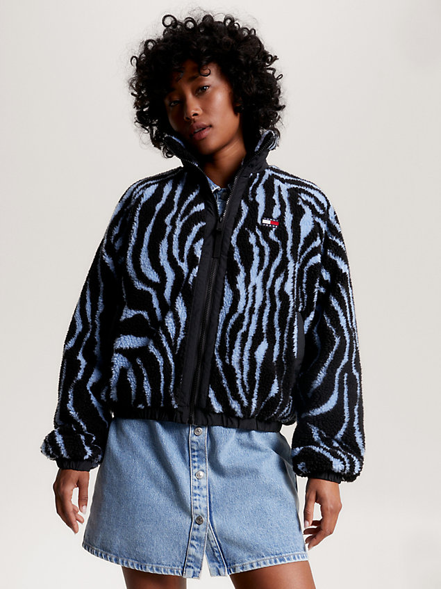 blue wattierte sherpa-jacke mit zebra-print für damen - tommy jeans