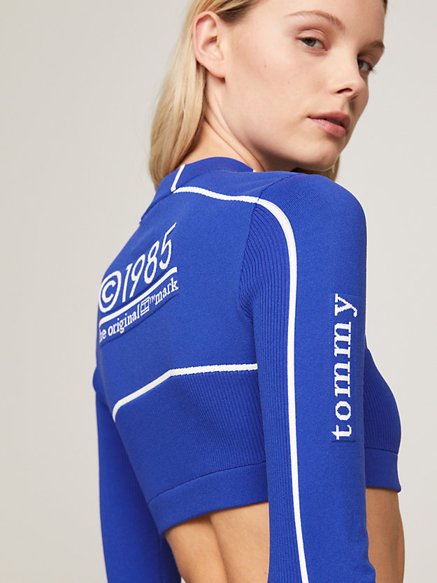 blue back logo long sleeve cropped t-shirt for women tommy jeans
