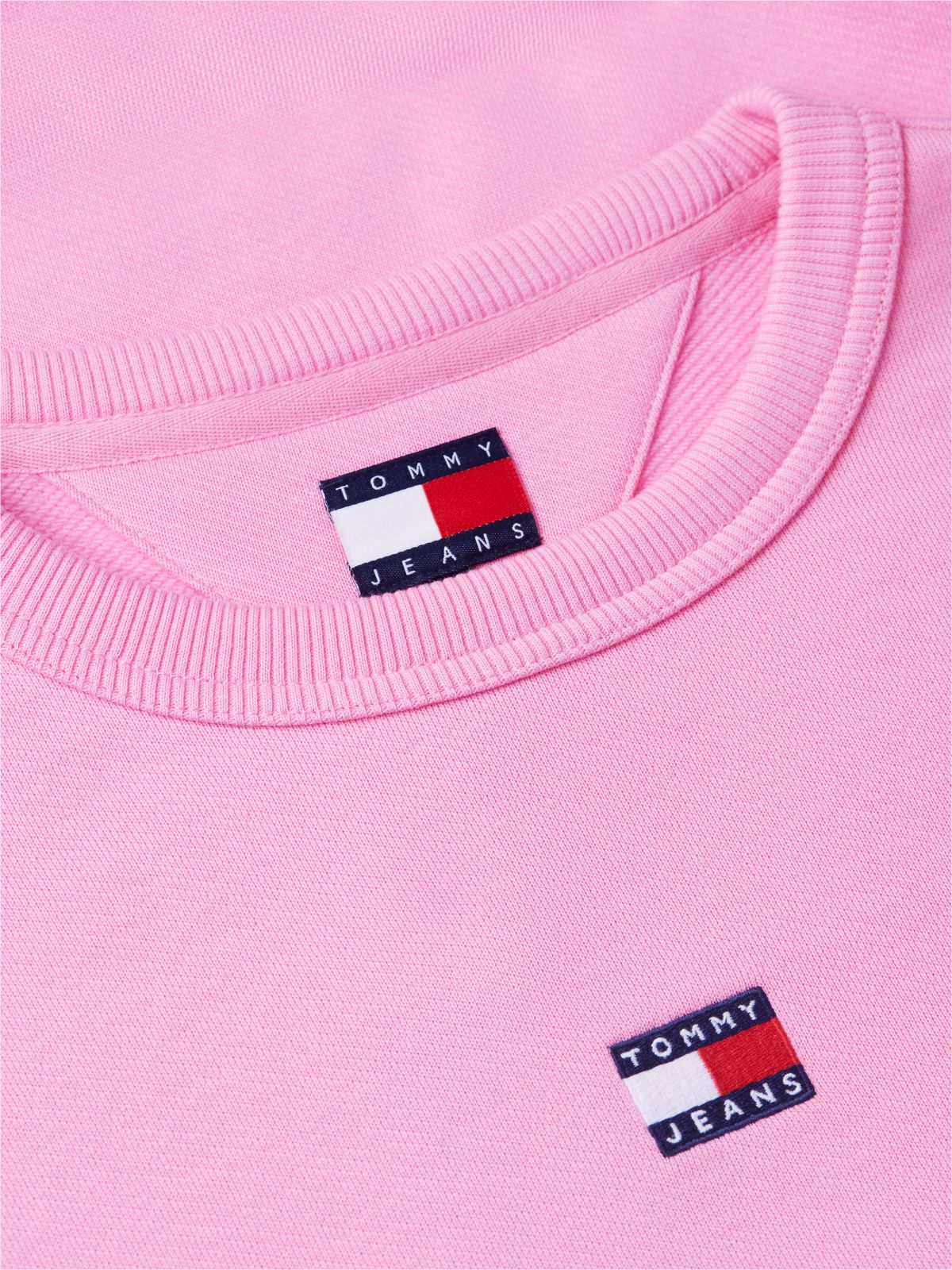 Tommy Badge Boxy Fleece Sweatshirt — Pink