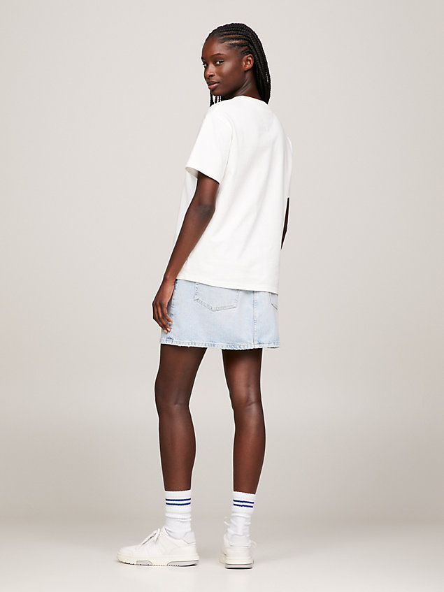 white varsity relaxed fit t-shirt mit logo für damen - tommy jeans