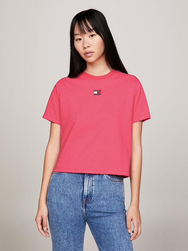 pink tommy badge classic fit boxy t-shirt for women tommy jeans