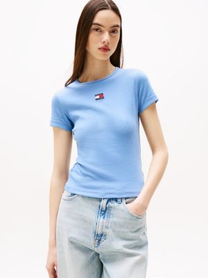 t-shirt slim fit a coste con distintivo blue da donne tommy jeans