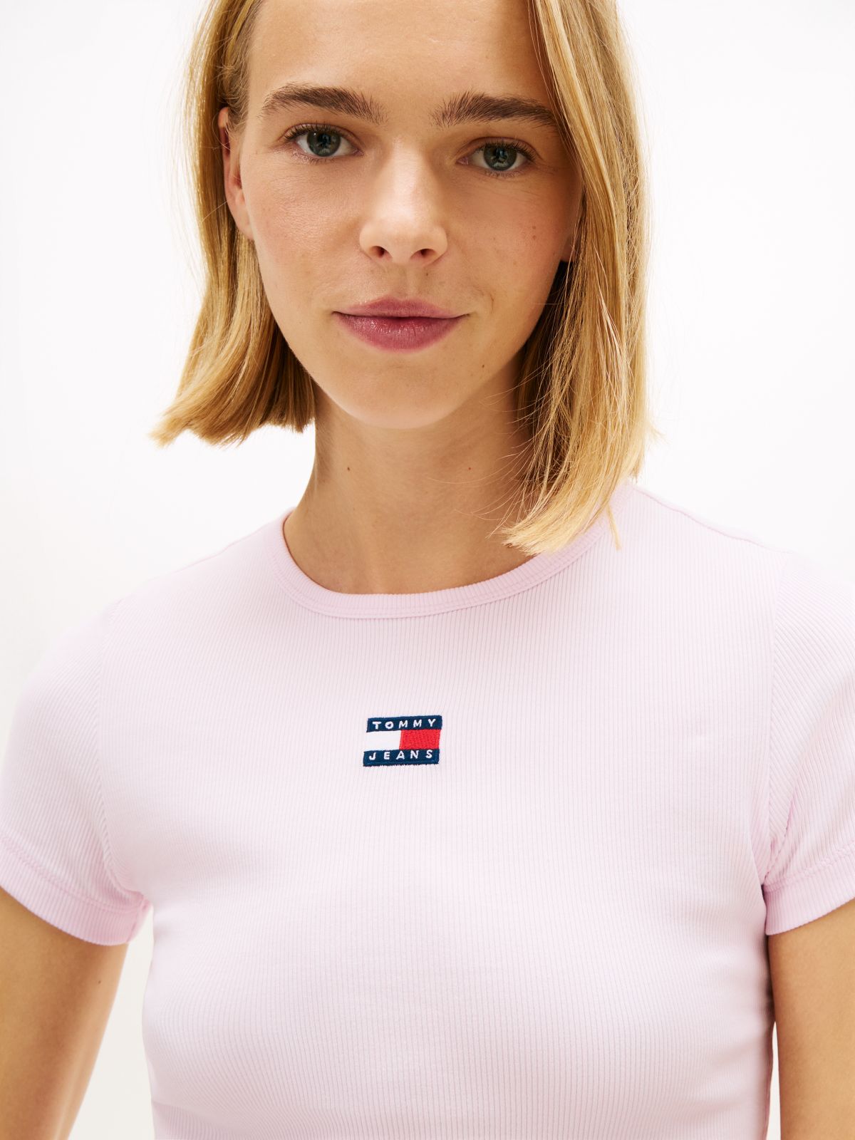 Tommy Badge Slim Ribbed T-Shirt — Pink