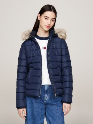 blau figurbetonte daunenjacke mit kunstpelz an kapuze für damen - tommy jeans