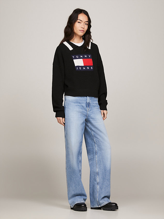 black cropped boxy fit trui met vlagbadge voor dames - tommy jeans