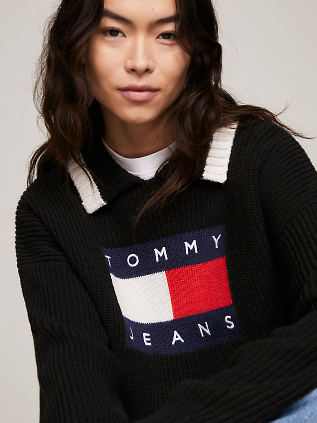 black cropped boxy fit trui met vlagbadge voor dames - tommy jeans