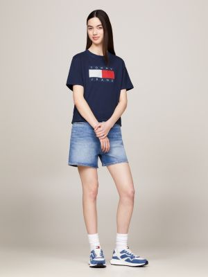 t-shirt boxy à badge drapeau bleu pour femmes tommy jeans