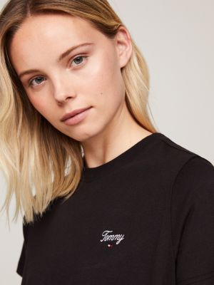 camiseta con logo en fuente script bordado negro de mujeres tommy jeans