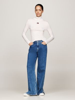 beżowy t-shirt z długim rękawem i naszywką tommy dla kobiety - tommy jeans