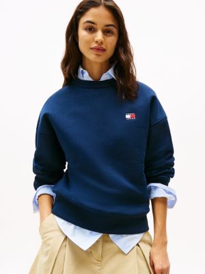 sweat boxy tommy badge blue pour femmes tommy jeans