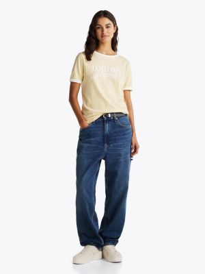 t-shirt décontracté à logo cursive contrasté jaune pour femmes tommy jeans