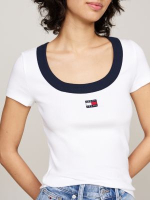 white tommy badge contrast scoop neck t-shirt for women tommy jeans