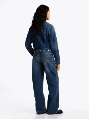 blau trucker-jeansjacke mit metallic-nieten für damen - tommy jeans