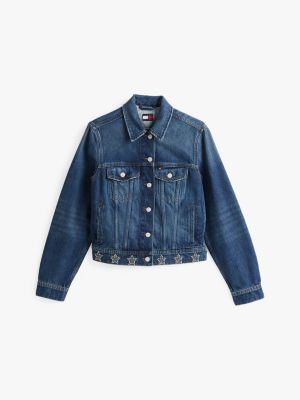 blau trucker-jeansjacke mit metallic-nieten für damen - tommy jeans