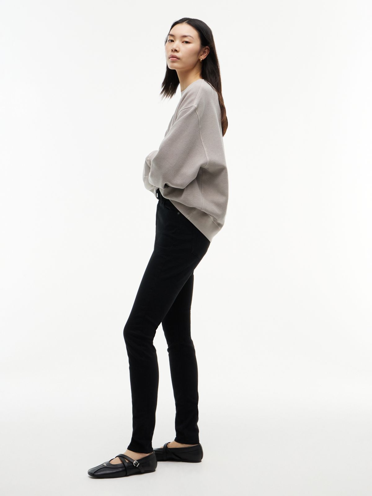 Sylvia High Rise Skinny Jeans — Black