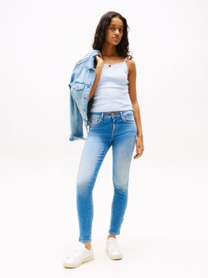 blue sophie knöchellange skinny jeans mit niedrigem bund für damen - tommy jeans