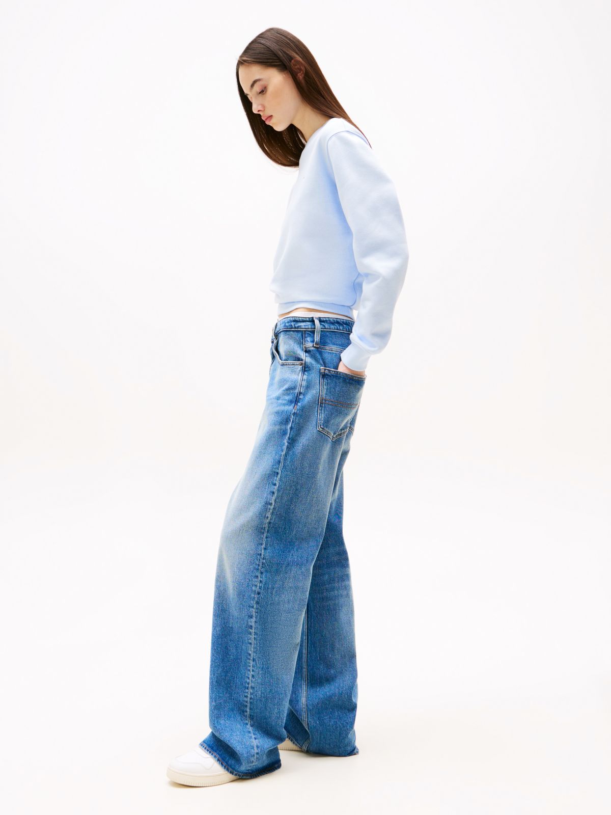Mia Mid Rise Relaxed Straight Jeans — Blue