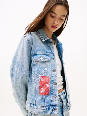 veste trucker coupe standard en denim bleu pour femmes tommy jeans