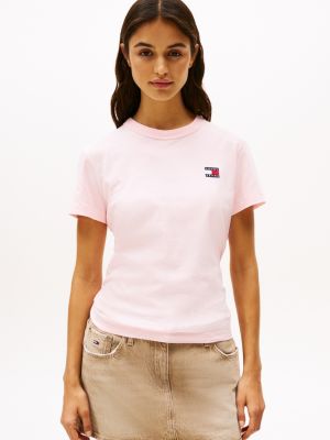 t-shirt tommy badge à col ras-du-cou pink pour femmes tommy jeans