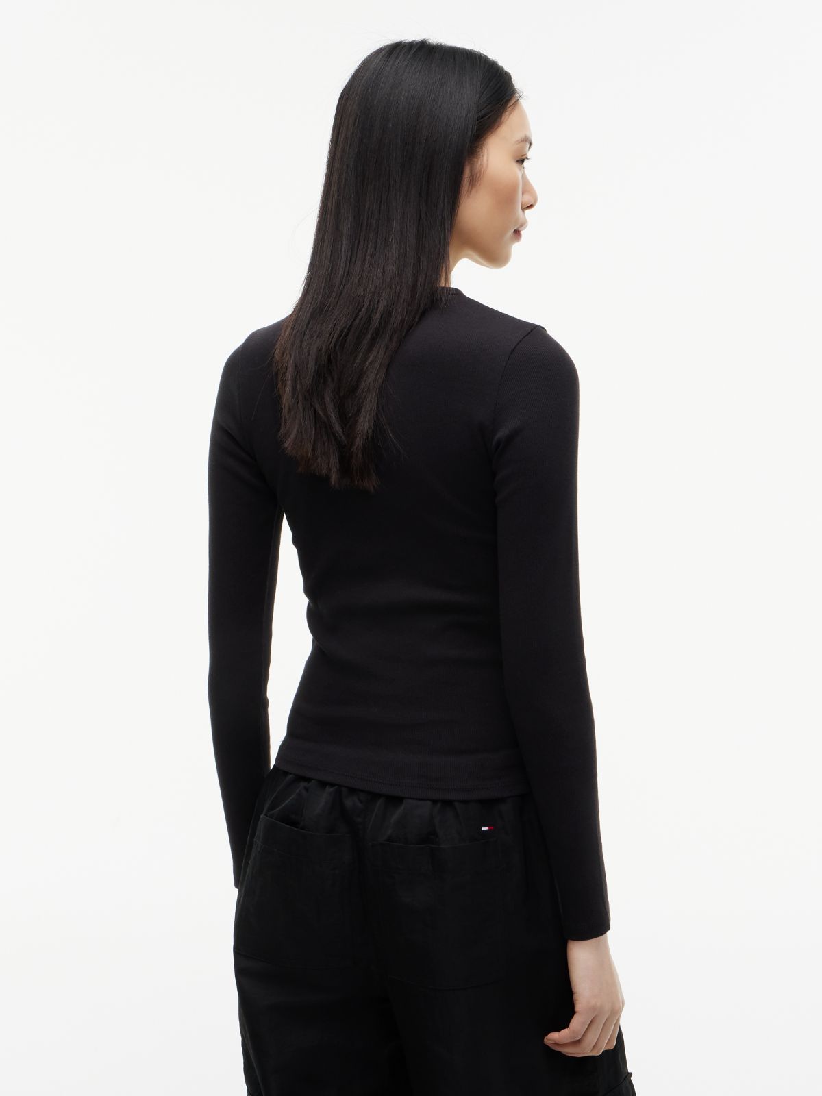 Tommy Badge Slim Long Sleeve T-Shirt — Black