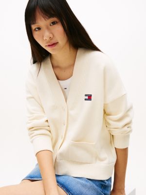 cardigan tommy badge beige pour femmes tommy jeans