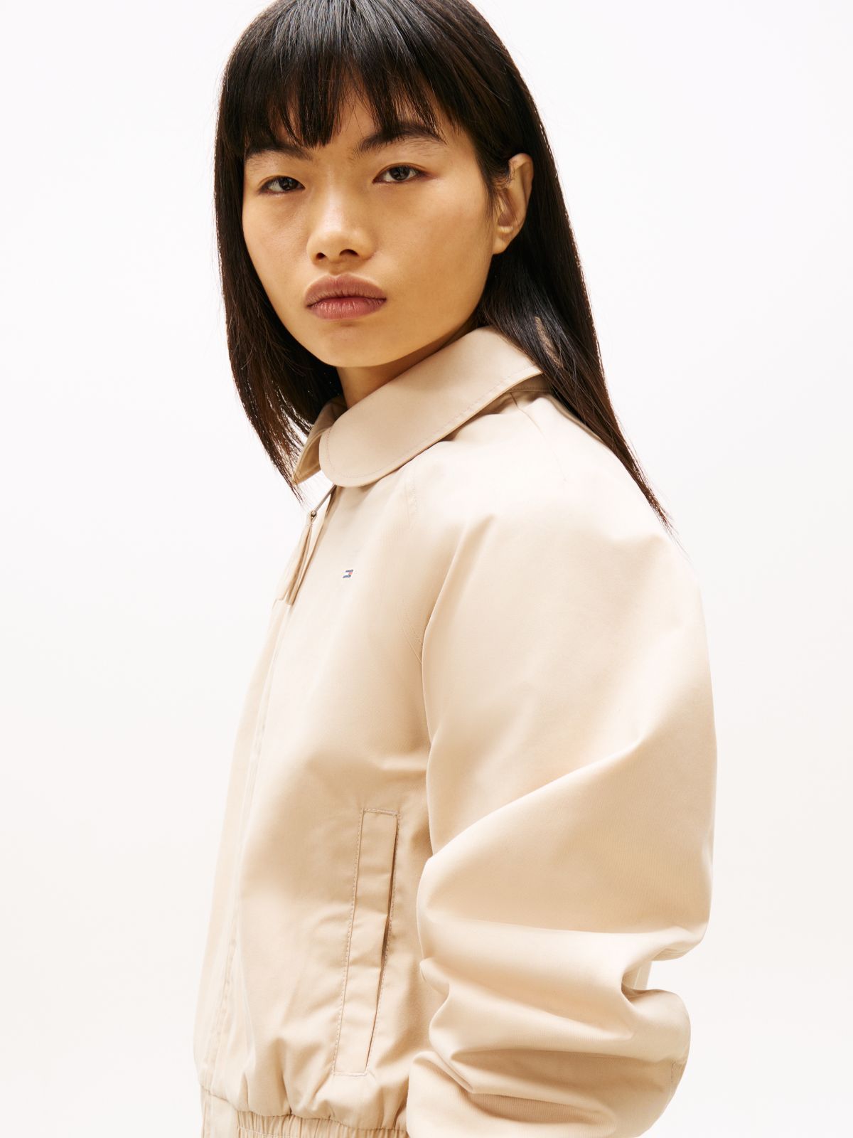 Tommy Badge Water Repellent Twill Jacket — Beige