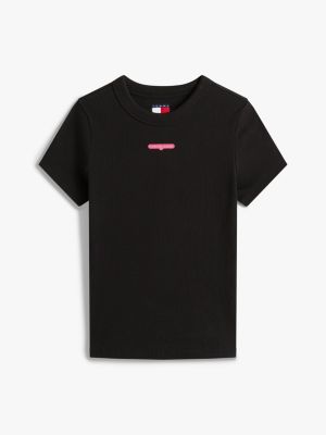 t-shirt ajusté à logo noir pour femmes tommy jeans